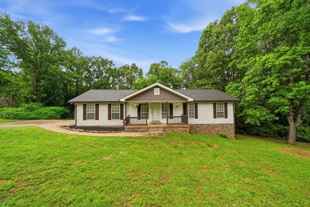 516 Fieldwood Dr, Adairsville, GA 30103