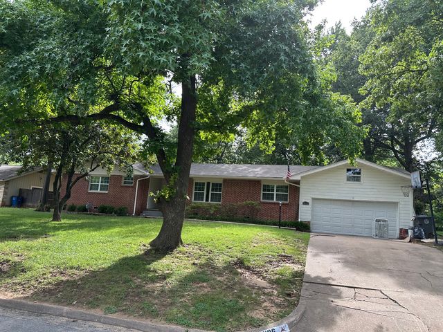 4126 S  Birmingham Pl, Tulsa, OK 74105