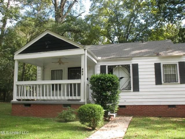305 Conti St, Jackson, MS 39206