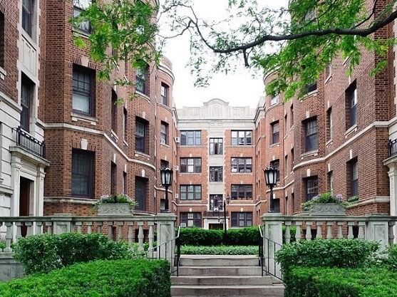 2322 N  Lincoln Park W #2A, Chicago, IL 60614