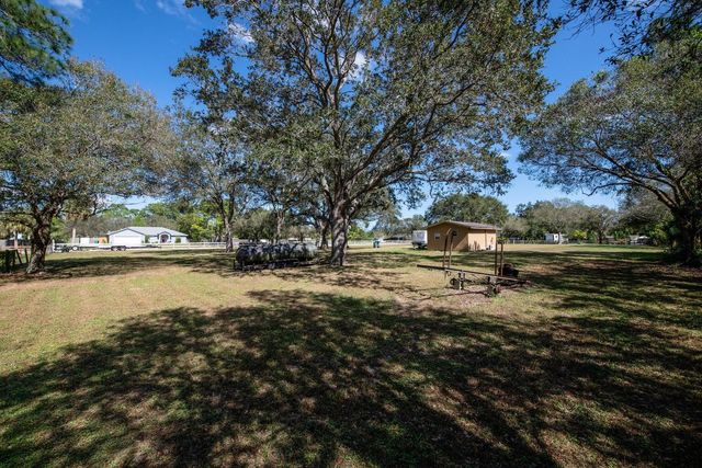 355 Gokchoff Road, Fort Pierce, FL 34945