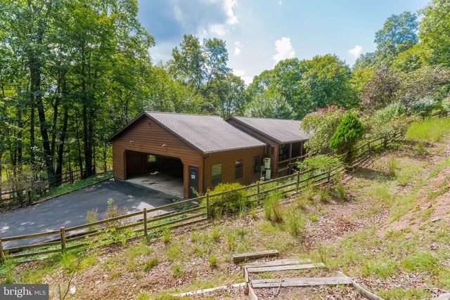 547 Nebo Rd, Great Cacapon, WV 25422