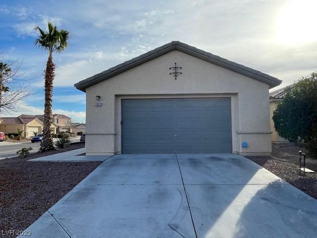 2813 Dowitcher Ave, North Las Vegas, NV 89084