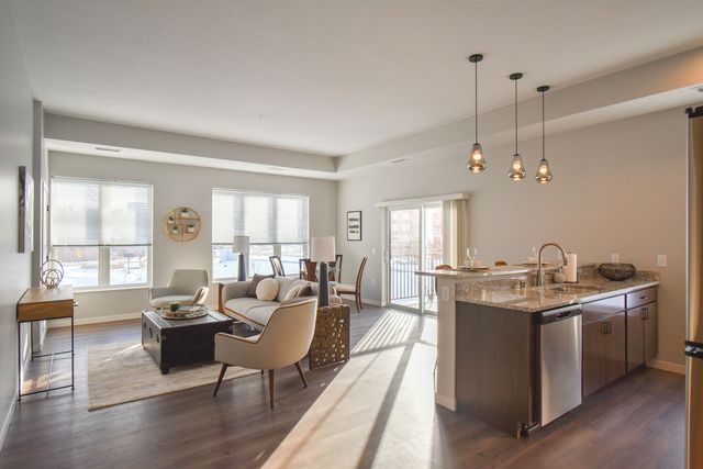 55 S  Livingston Ave #10619121, Saint Paul, MN 55107