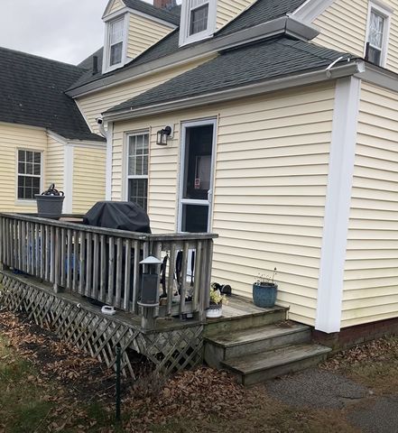 26 Otis Ave #2, Kittery, ME 03904