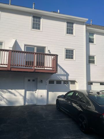 48 Ramsgate Rdg #251, Nashua, NH 03063
