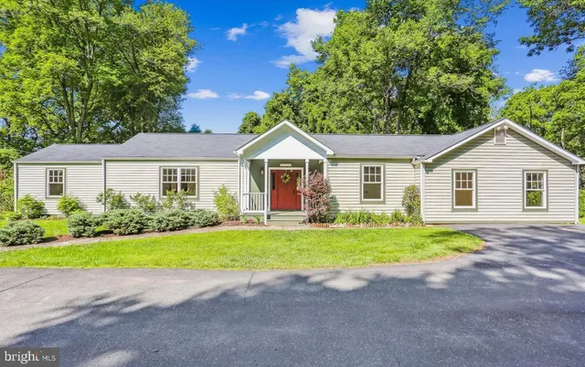 11730 Glen Mill Rd, Rockville, MD 20854