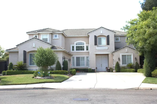 2419 E  Eclipse Ave, Fresno, CA 93720