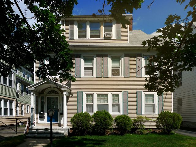 547 Savin Ave, West Haven, CT 06516