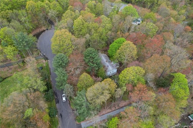 54 Brookwood Road, Bethany, CT 06524