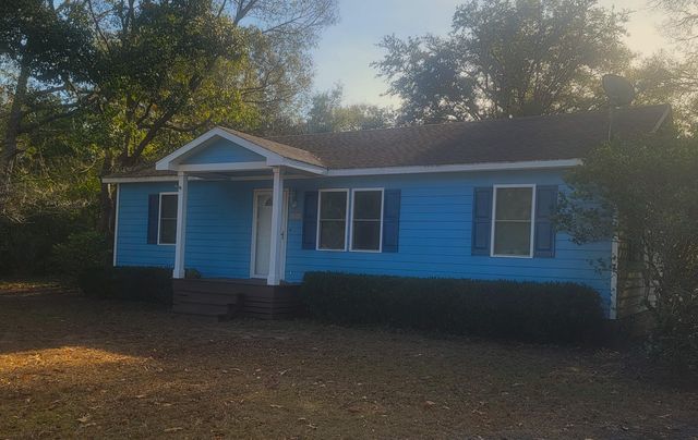 6094 Chisolm Rd, Johns Island, SC 29455