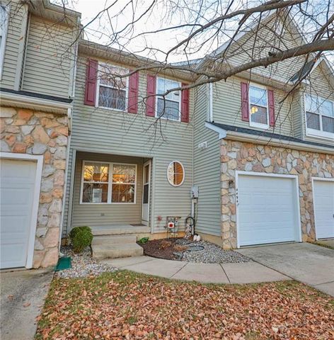 4494 Apple Blossom Dr, Center Valley, PA 18034