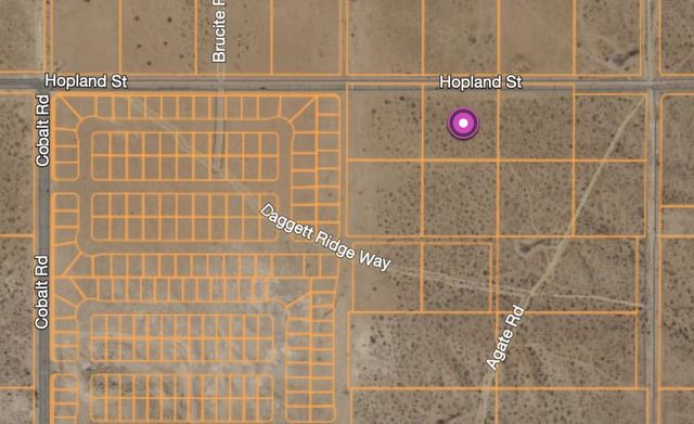 Hopland St, Victorville, CA 92394