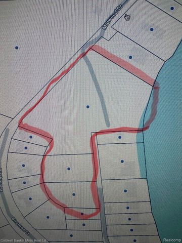 Midwood Dr #74-80, Commerce Township, MI 48382