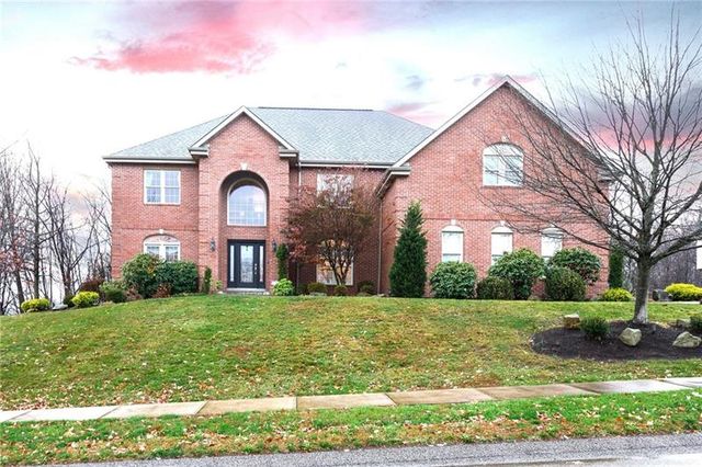 239 Erin Dr, Cranberry Township, PA 16066