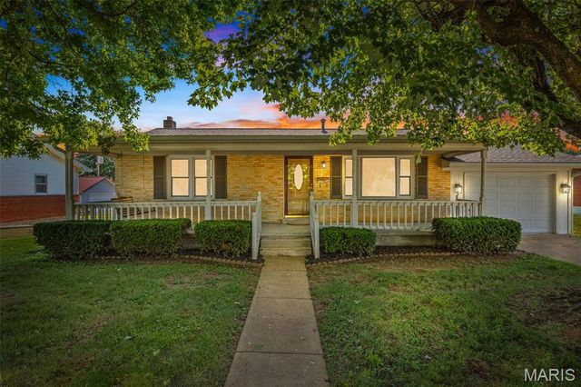 216 Lee St, Fredericktown, MO 63645