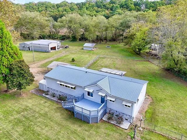 1483 Hilltop Rd, Murphy, NC 28906