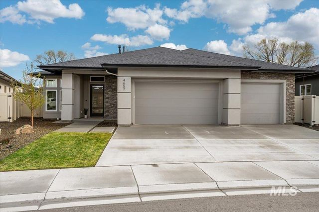 4657 E  Copper Point Dr, Meridian, ID 83642