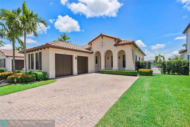3594 NW 82nd Dr, Hollywood, FL 33024