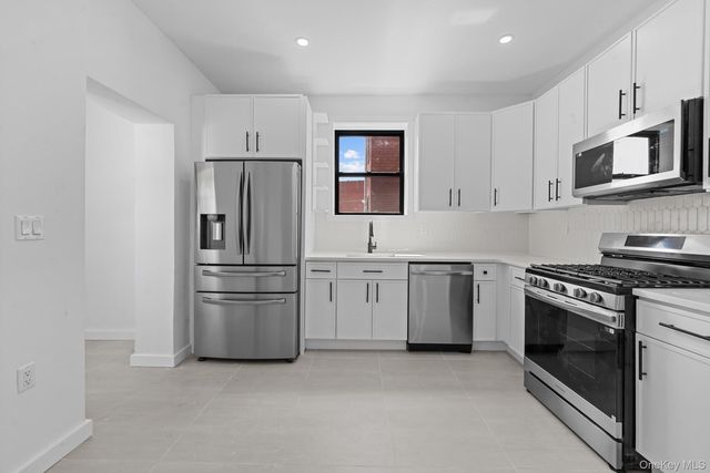529 E 54th Street, Brooklyn, NY 11203