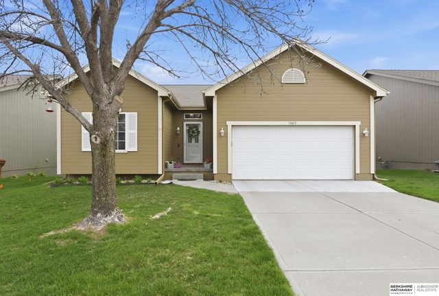 13613 S  14th St, Bellevue, NE 68123