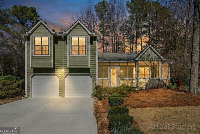 635 Cranberry Trl, Roswell, GA 30076