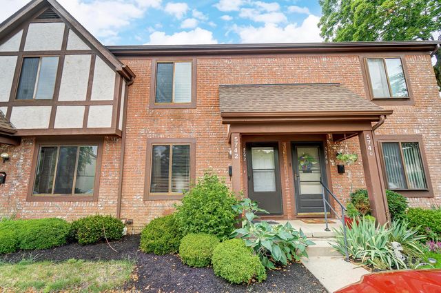 5742 Great Hall Ct, Columbus, OH 43231