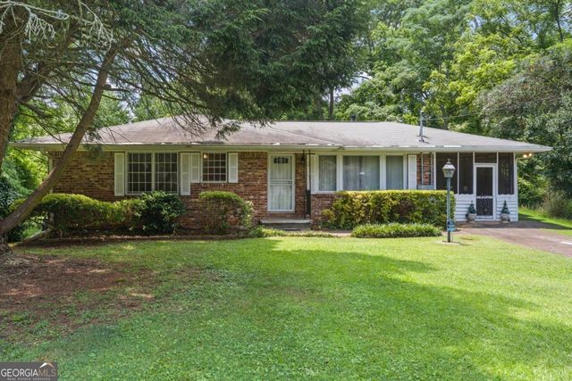 4097 Gladesworth Ln, Decatur, GA 30035