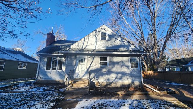 555 1st Ave NW, Forest Lake, MN 55025