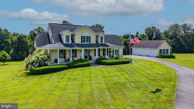 15438 Hillsboro Rd, Purcellville, VA 20132