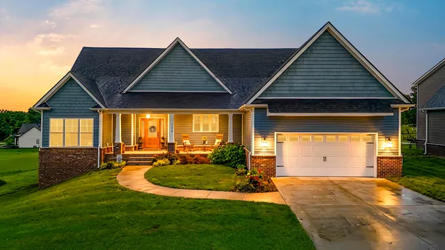 104 Kirk Dr, Nicholasville, KY 40356