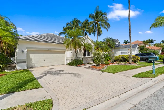 1500 Lacosta Drive W, Pembroke Pines, FL 33027