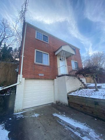 119 Peter Dr, Pittsburgh, PA 15235