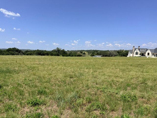 1108 Pinnacle Vw E, Kerrville, TX 78028