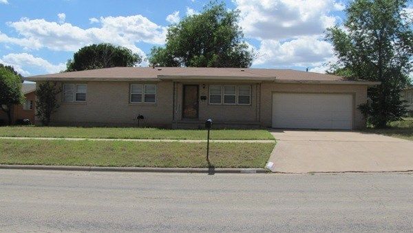3611 Hill Ave, Snyder, TX 79549