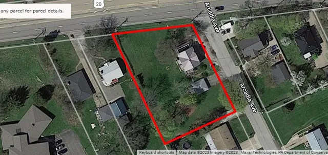3901 W  Ridge Rd, Erie, PA 16506