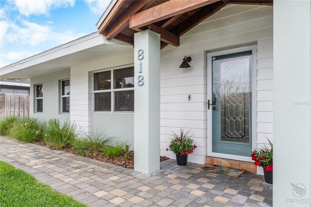 818 Hope Ave, New Smyrna Beach, FL 32169