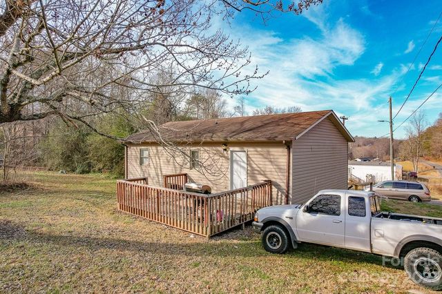 5934 Mourglea Ave, Connelly Springs, NC 28612