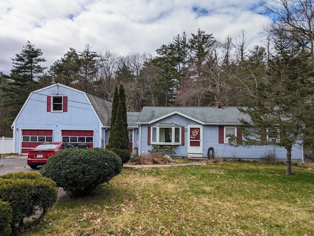 25 Westbrook Ave, Ware, MA 01082