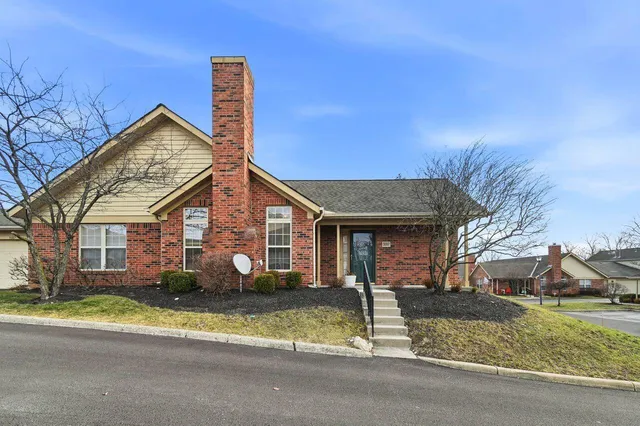 3187 Pine Manor Blvd, Grove City, OH 43123