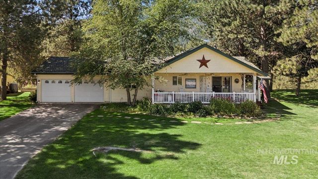 106 Lane A #A, Garden Valley, ID 83622