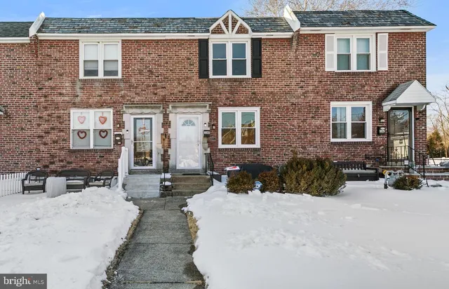 1160 Brookwood Ln, Glenolden, PA 19036