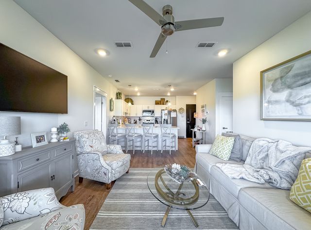 223 N  Donalson St #14, Bainbridge, GA 39817