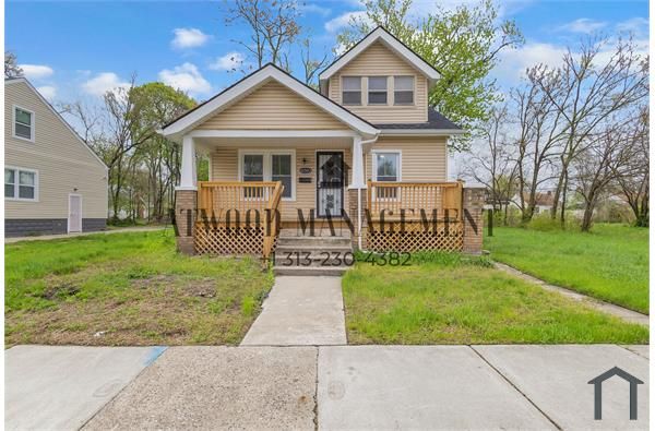 16582 Santa Rosa Dr, Detroit, MI 48221