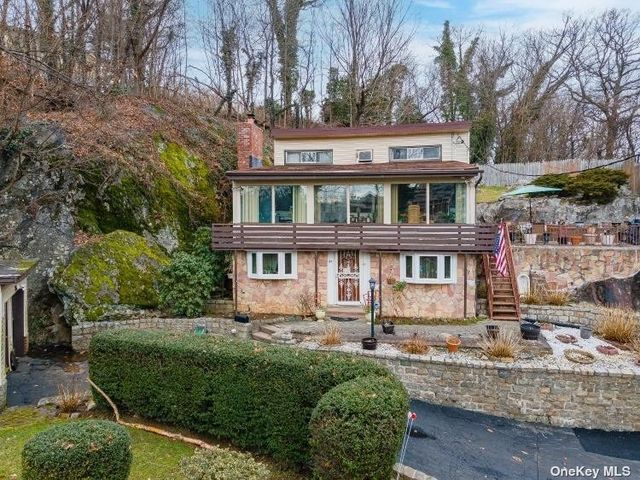 25 Chatham Terrace, Yonkers, NY 10710