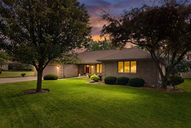 337 Hans Brinker Rd, Peotone, IL 60468