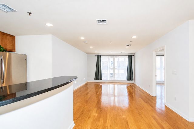 659 1st St #203, Hoboken, NJ 07030