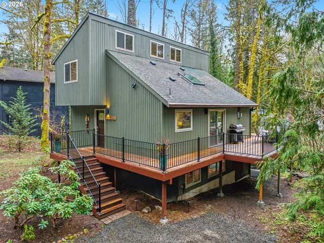 21112 E  Mountain Creek Cir, Rhododendron, OR 97049