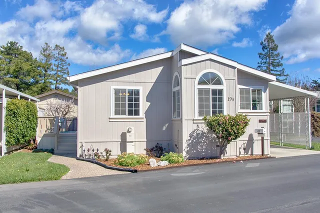 225 Mount Hermon Rd #19A, Scotts Valley, CA 95066