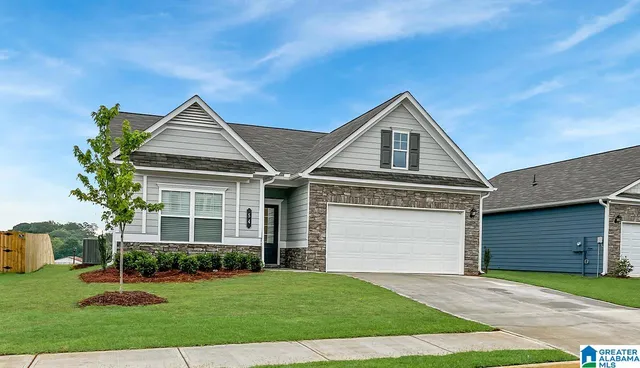 5444 Headwinds Ln, Bessemer, AL 35022